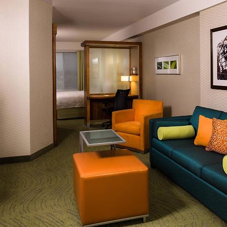 Springhill Suites By Marriott New York Laguardia Airport Екстер'єр фото